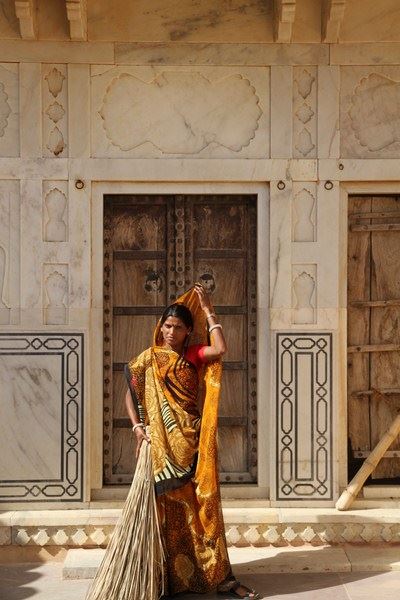 {image.media_title -> f:transform.html())} {image.copyright -> f:transform.html())} Impressionen  Indien